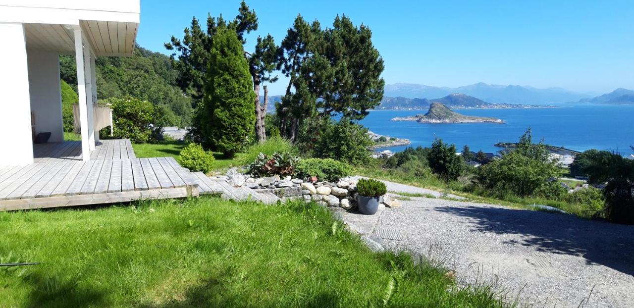 Relaxing Place On Godoya Luaran gambar